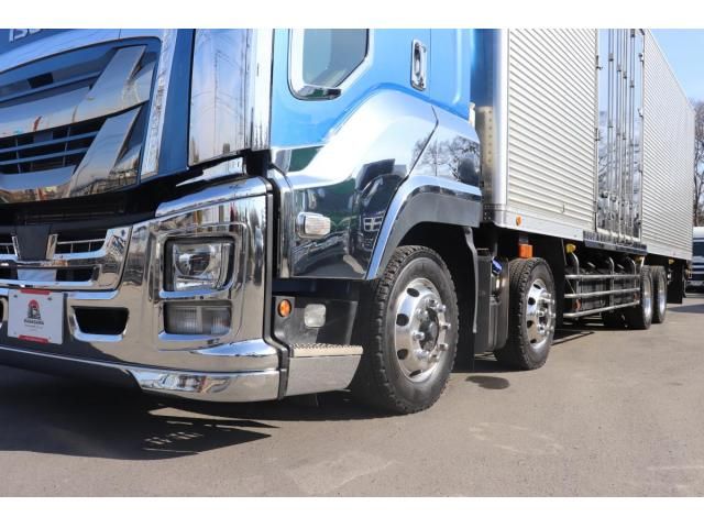 Isuzu GIGA 2020-09 8331931-7
