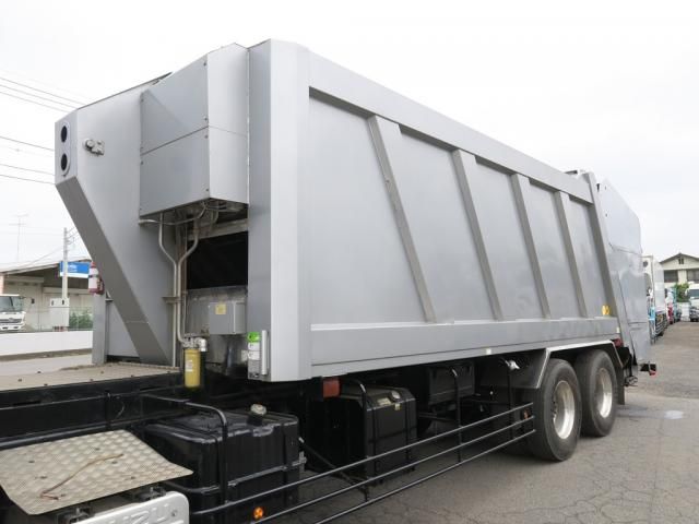 Isuzu GIGA 2007-04 8331938-15