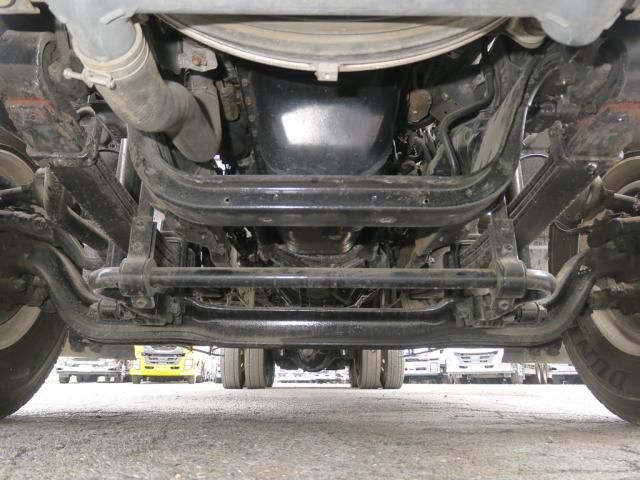 Isuzu GIGA 2007-04 8331938-20