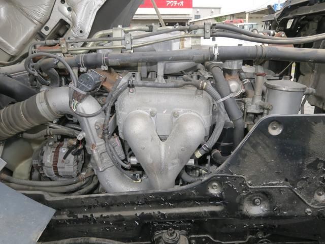Isuzu GIGA 2007-04 8331938-25