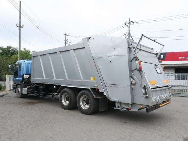 Isuzu GIGA 2007-04 8331938-2