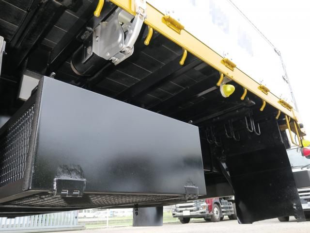 Isuzu GIGA 2022-06 8331932-14
