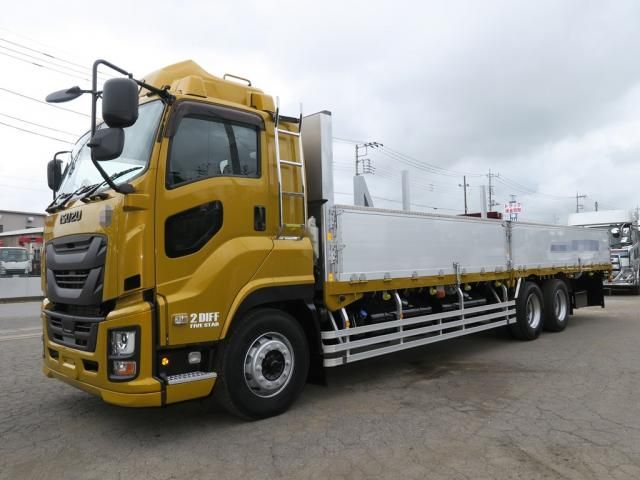 Isuzu GIGA 2022-06 8331932-1