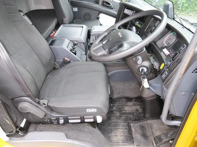 Isuzu GIGA 2022-06 8331932-27