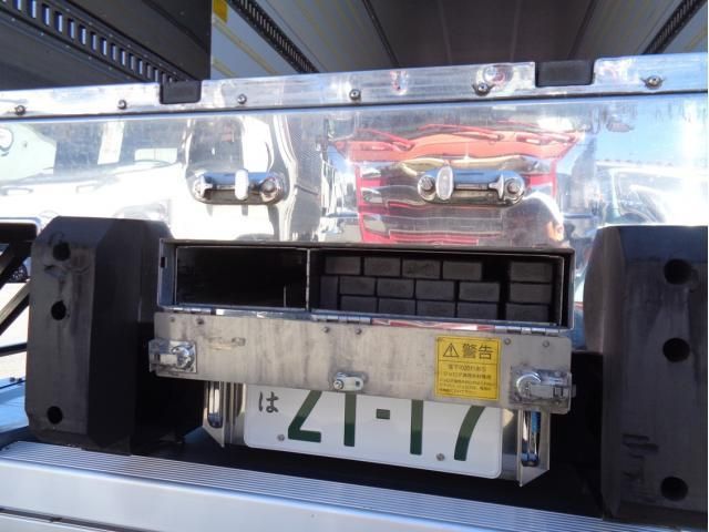 Isuzu GIGA 2024-03 8331933-11