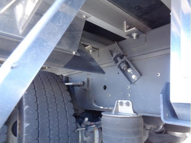 Isuzu GIGA 2024-03 8331933-17