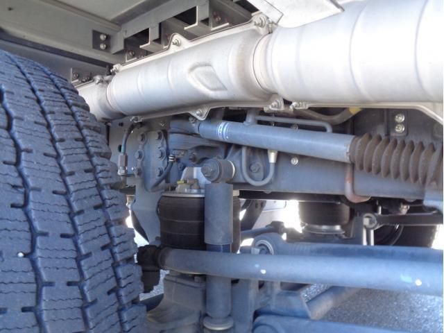 Isuzu GIGA 2024-03 8331933-18
