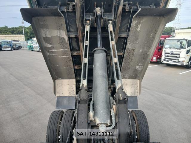 Isuzu GIGA 2019-03 8354566-9