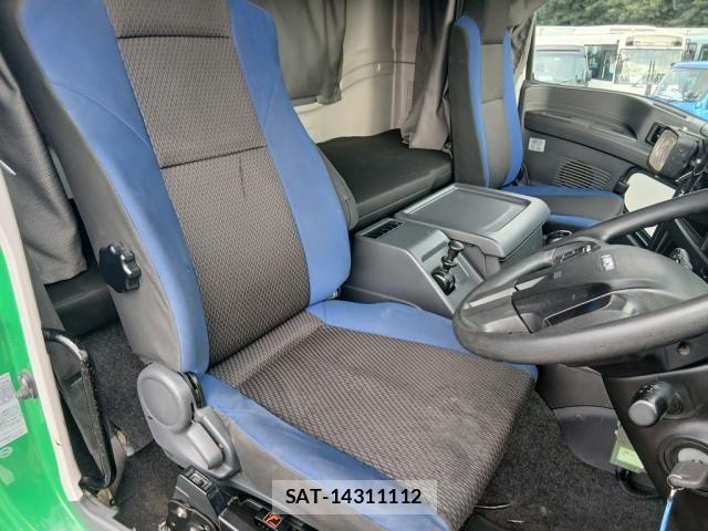 Isuzu GIGA 2019-03 8354566-23