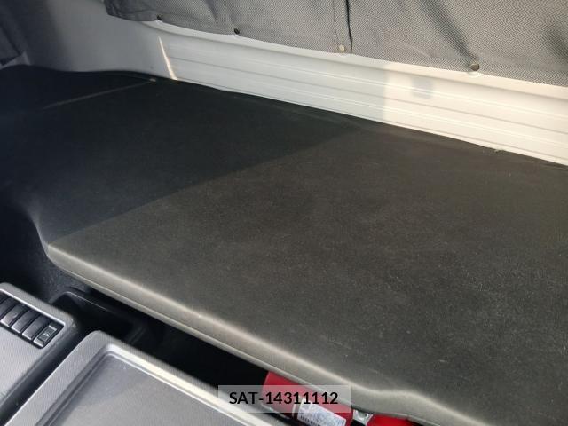 Isuzu GIGA 2019-03 8354566-26