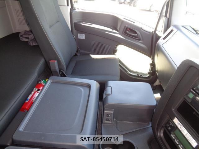 Isuzu GIGA 2023-03 8354565-24