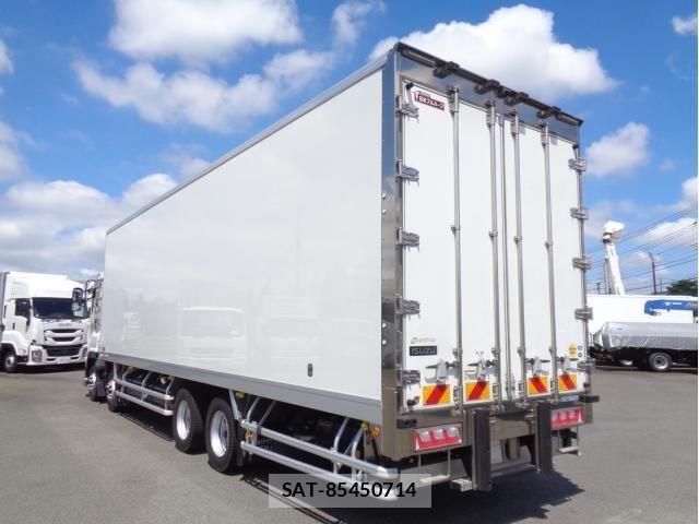 Isuzu GIGA 2023-03 8354565-3