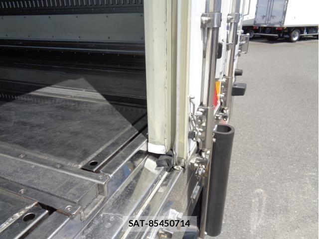 Isuzu GIGA 2023-03 8354565-6