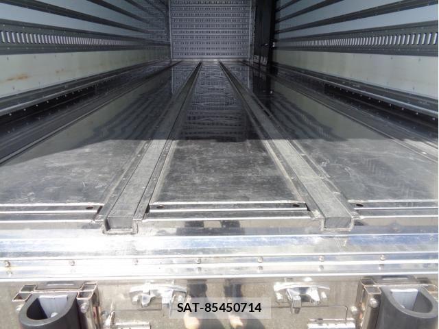 Isuzu GIGA 2023-03 8354565-7