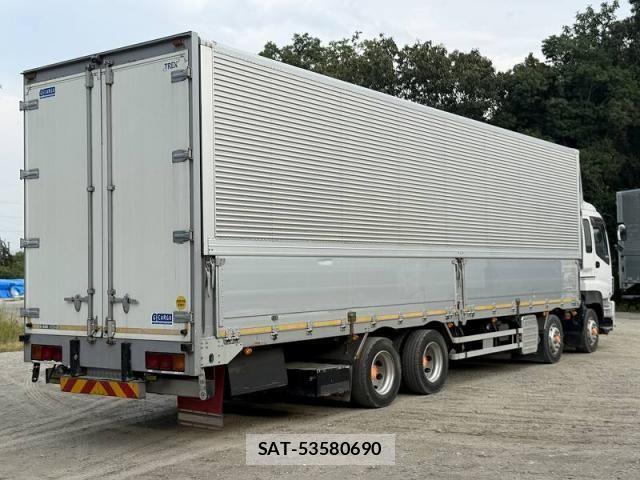 Isuzu GIGA 2013-01 8366067-11