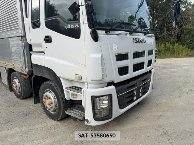 Isuzu GIGA 2013-01 8366067-17