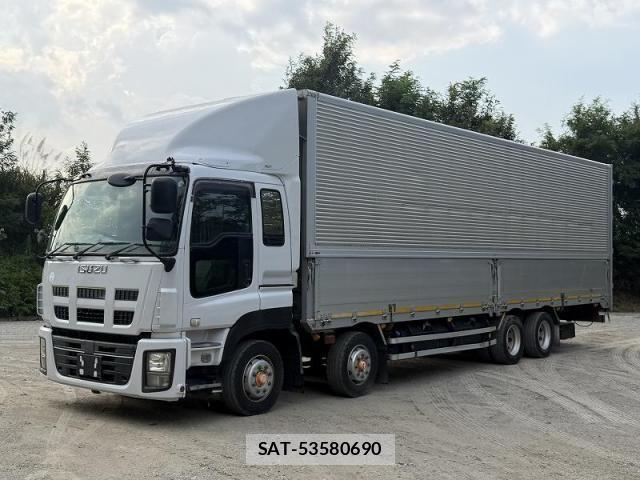 Isuzu GIGA 2013-01 8366067-1
