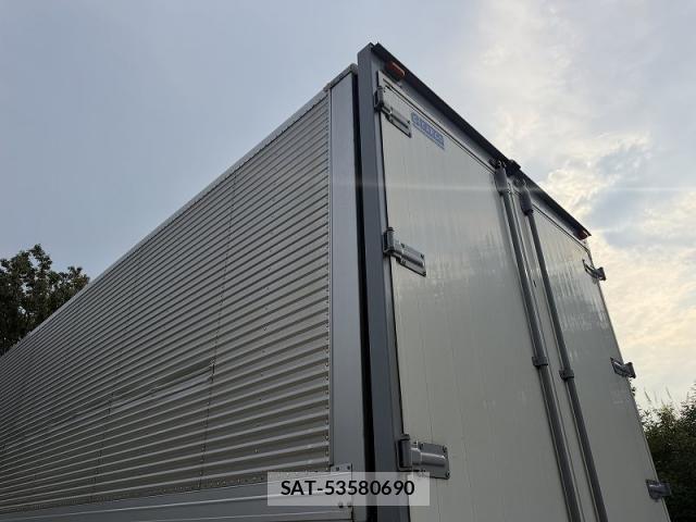 Isuzu GIGA 2013-01 8366067-29