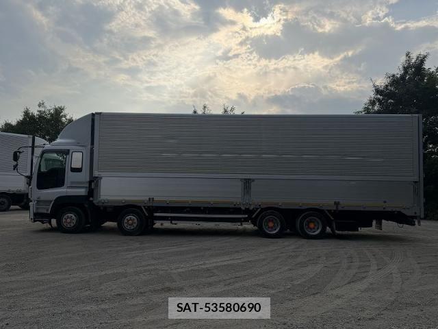Isuzu GIGA 2013-01 8366067-4