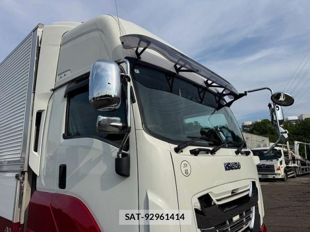 Isuzu GIGA 2021-01 8366069-19