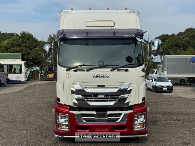 Isuzu GIGA 2021-01 8366069-2