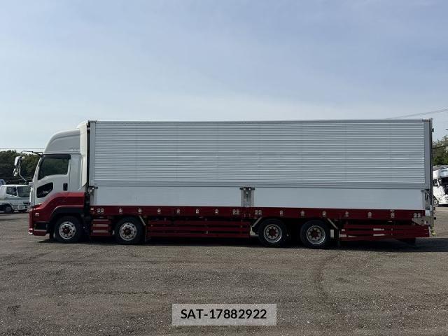 Isuzu GIGA 2021-01 8366065-4