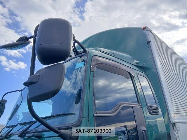 Isuzu GIGA 2014-01 8366066-27