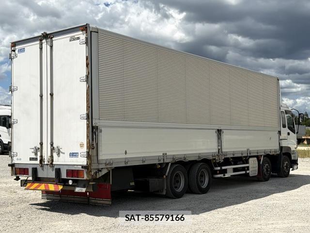 Isuzu GIGA 2013-01 8412628-11