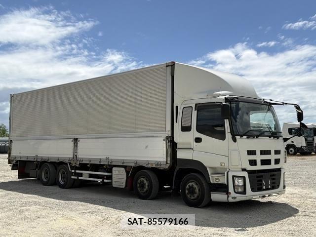 Isuzu GIGA 2013-01 8412628-15