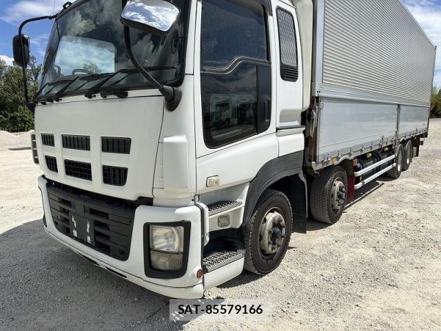 Isuzu GIGA 2013-01 8412628-23