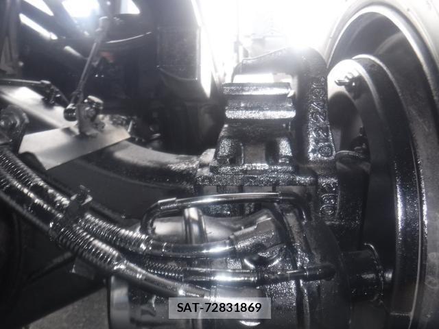 Isuzu GIGA 2019-03 8412620-22