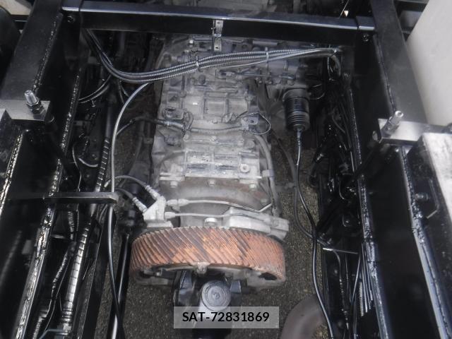 Isuzu GIGA 2019-03 8412620-24