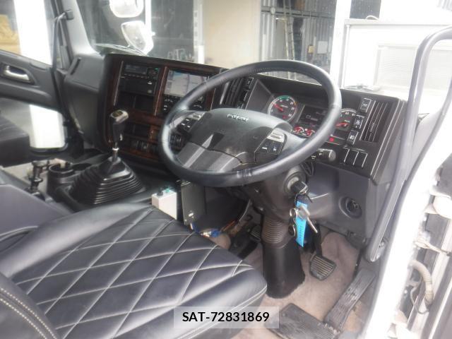 Isuzu GIGA 2019-03 8412620-28
