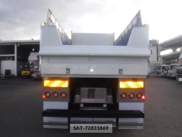 Isuzu GIGA 2019-03 8412620-5