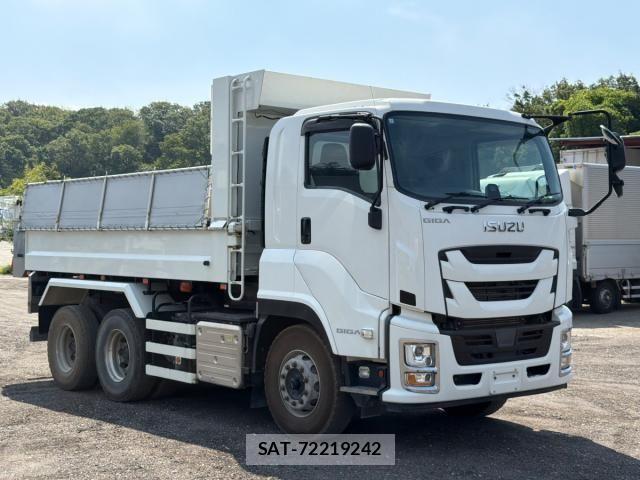 Isuzu GIGA 2022-01 8412617-5