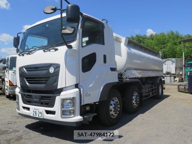 Isuzu GIGA 2017-10 8412615-0