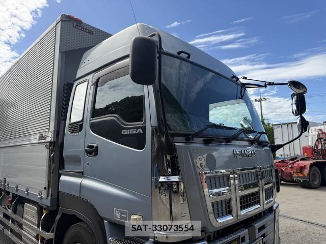 Isuzu GIGA 2015-01 8412622-10