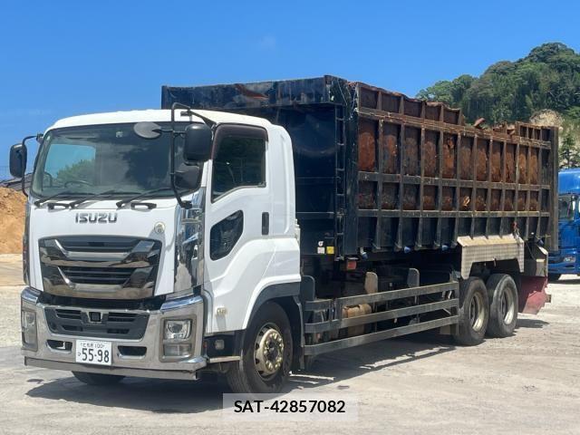 Isuzu GIGA 2018-01 8412618-4