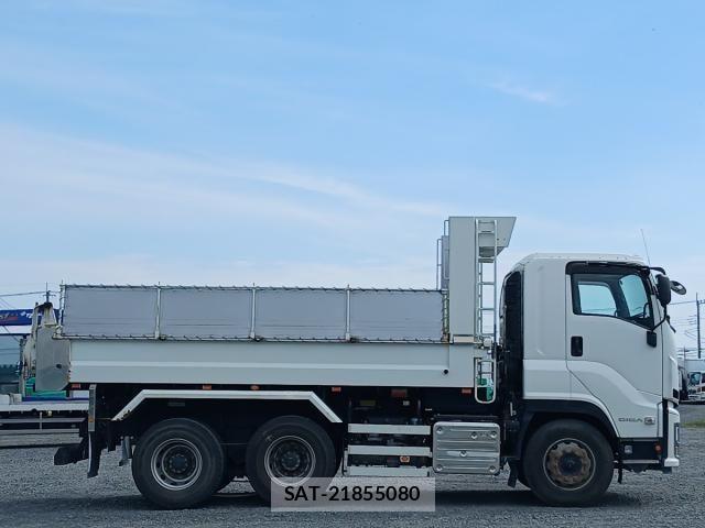 Isuzu GIGA 2022-01 8412616-4