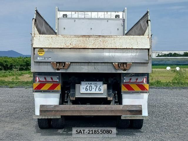 Isuzu GIGA 2022-01 8412616-8