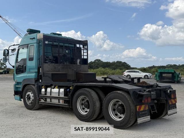 Isuzu GIGA 2015-01 8412627-6