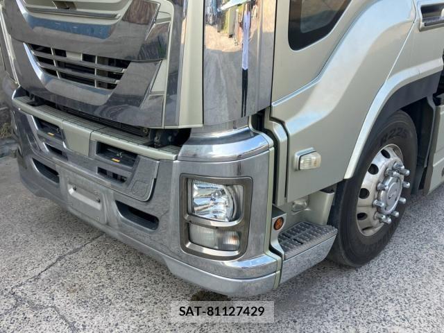 Isuzu GIGA 2017-01 8412619-14