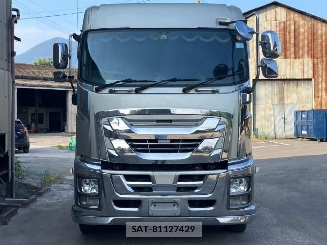 Isuzu GIGA 2017-01 8412619-4