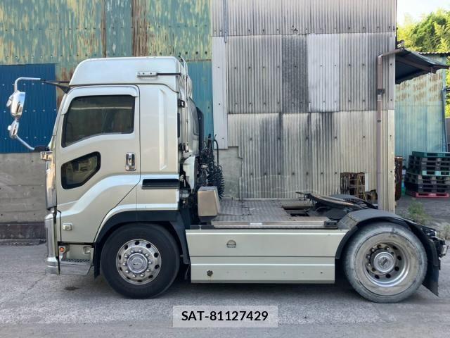 Isuzu GIGA 2017-01 8412619-6