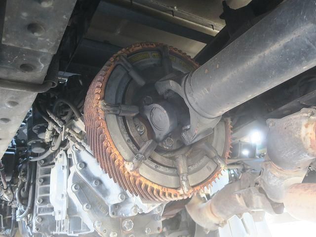 Isuzu GIGA 2016-09 8431817-11