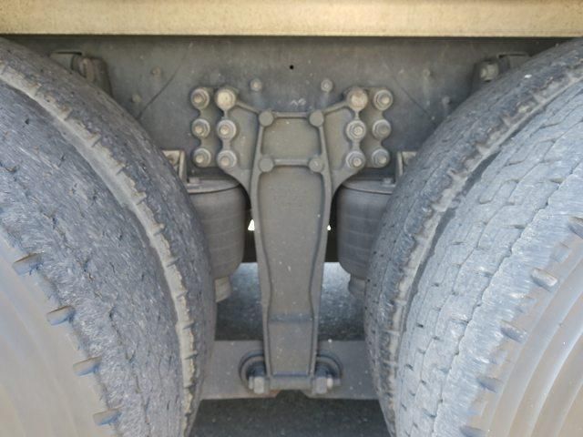 Isuzu GIGA 2016-09 8431817-13