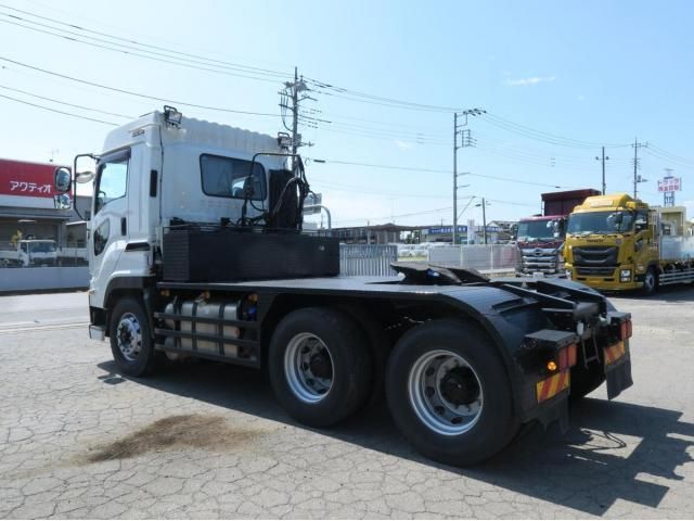 Isuzu GIGA 2017-11 8431818-2
