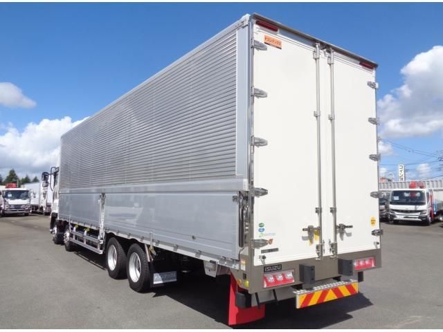 Isuzu GIGA 2025-08 8431815-3