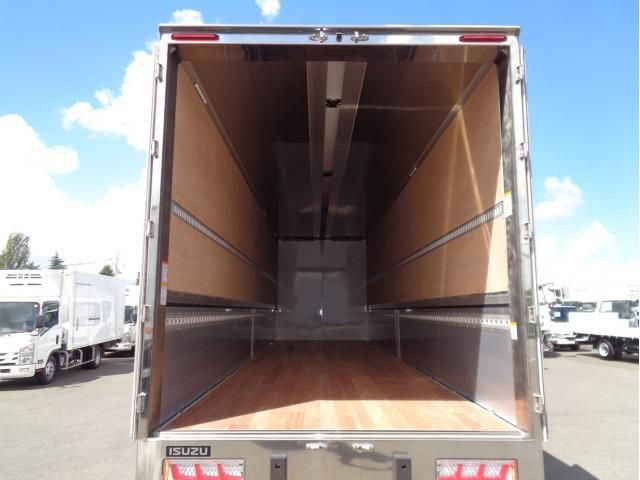 Isuzu GIGA 2025-08 8431815-4