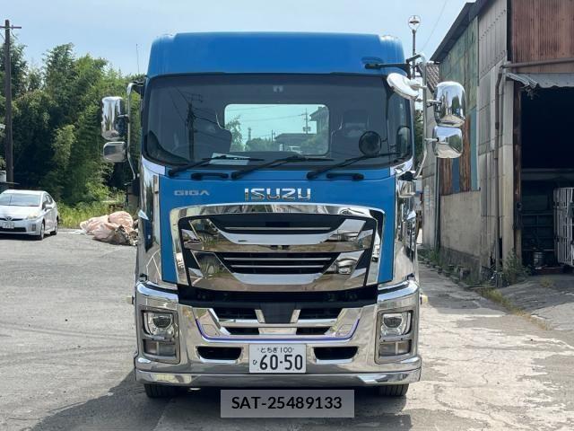 Isuzu GIGA 2019-01 8457562-3